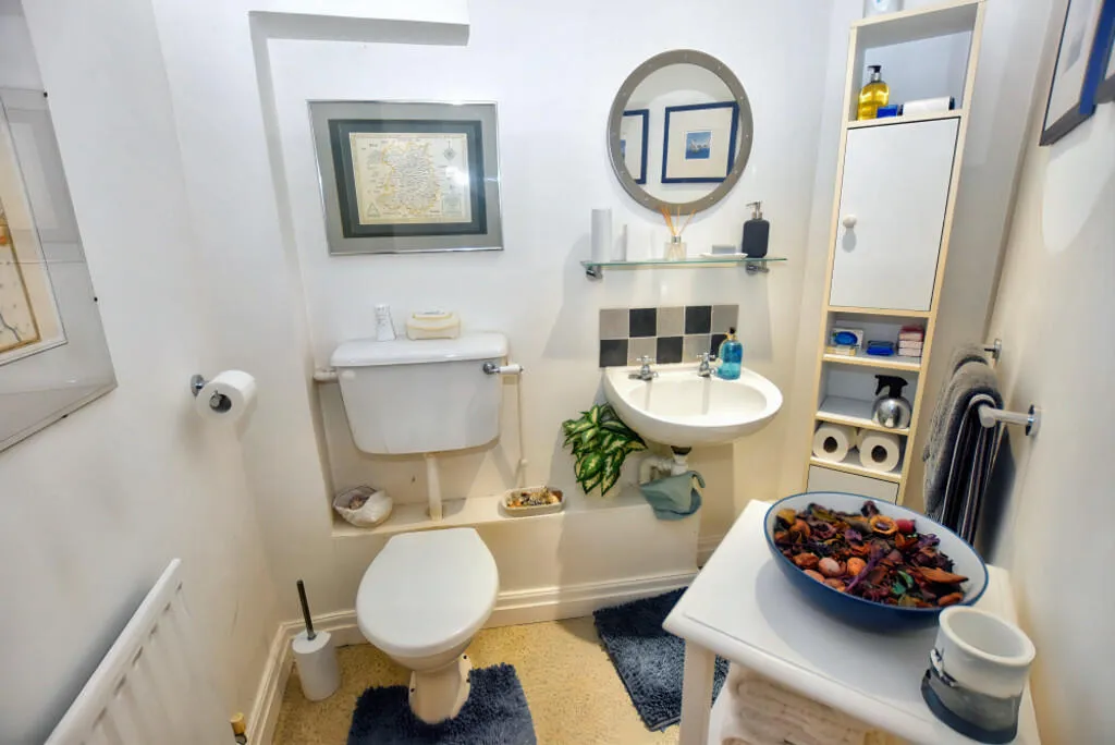 2 bed Maisonette