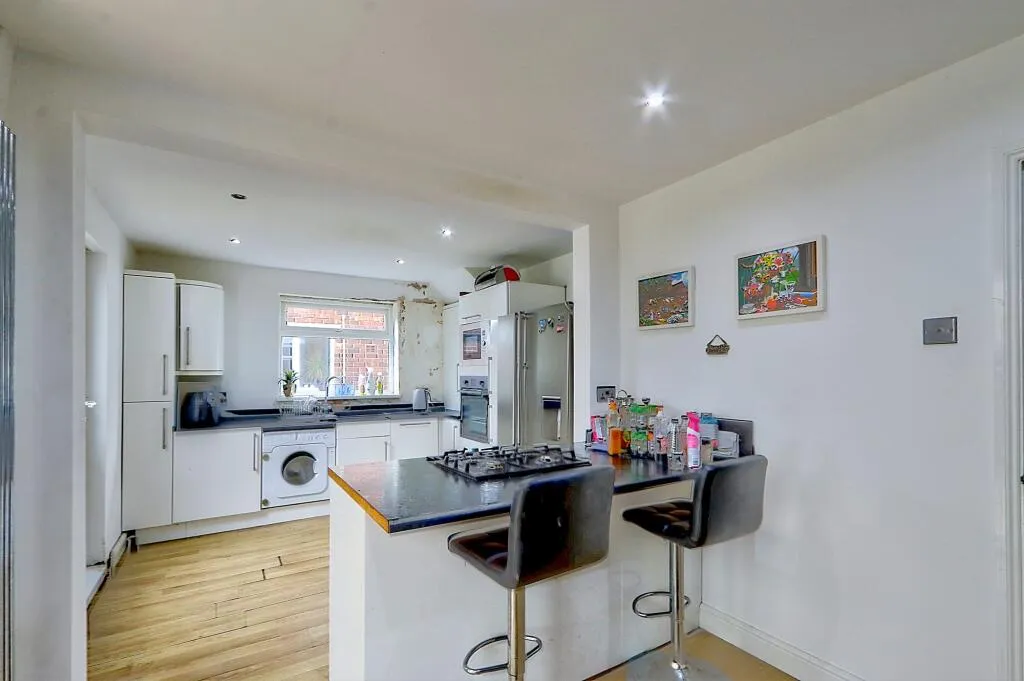 3 bed Semi-Detached