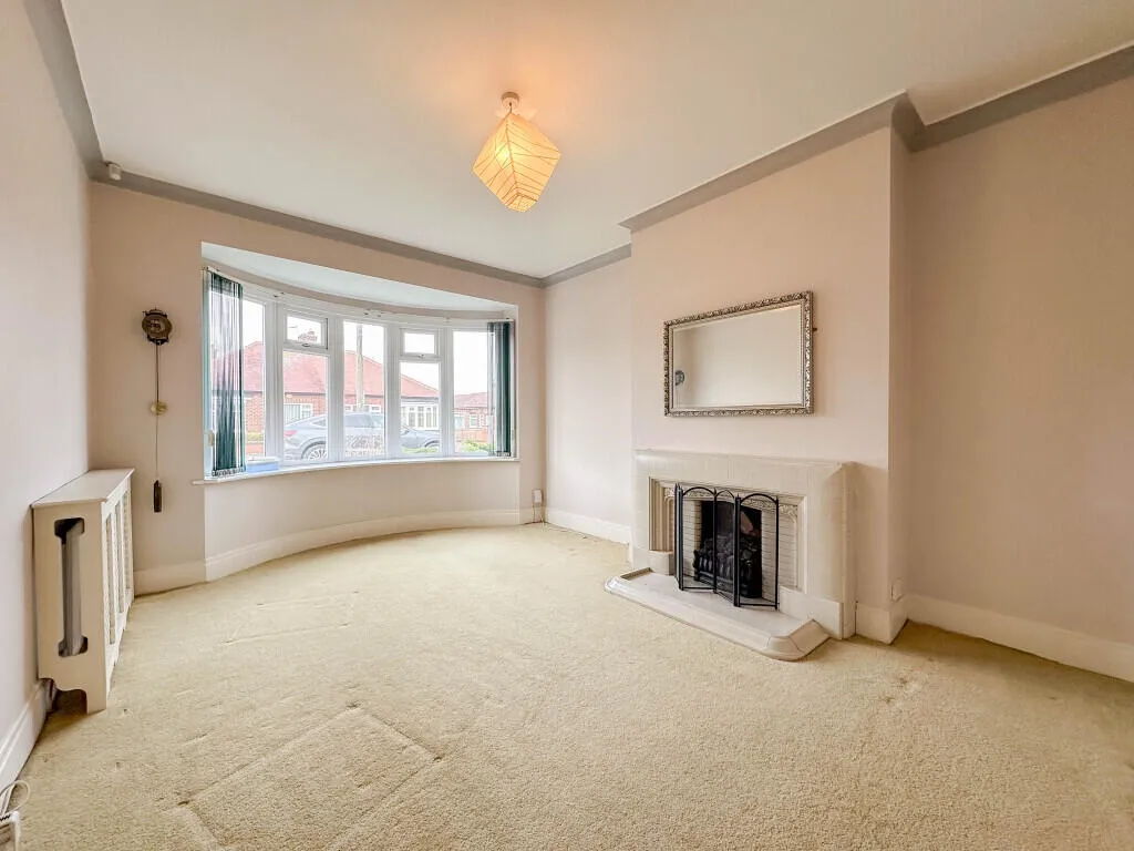2 bed Semi-Detached Bungalow