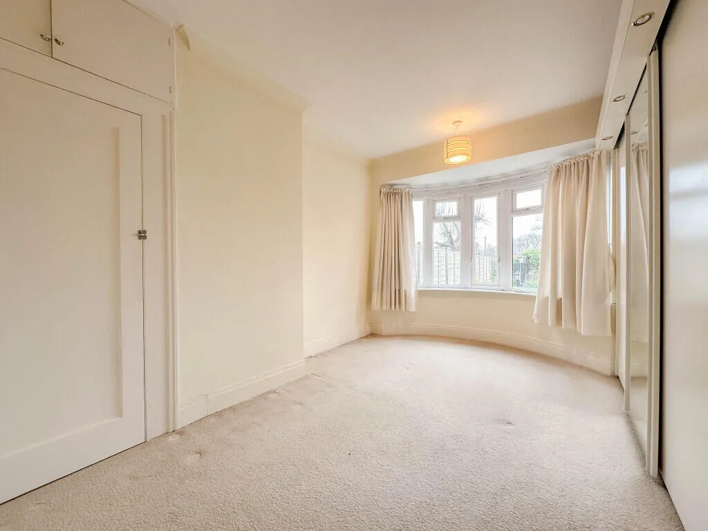 2 bed Semi-Detached Bungalow
