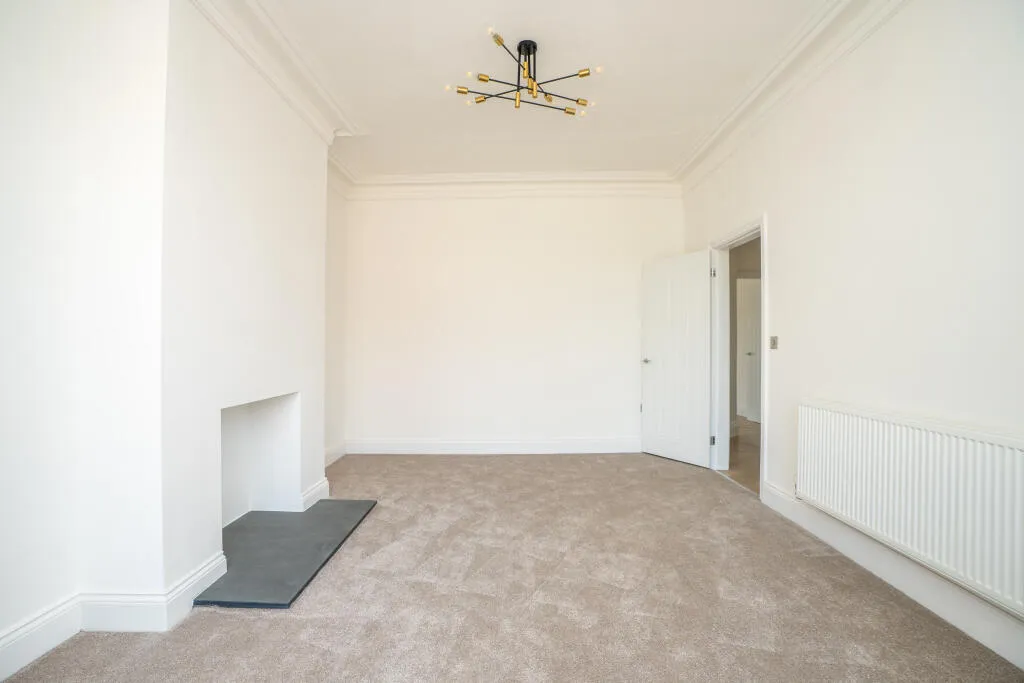 4 bed Semi-Detached