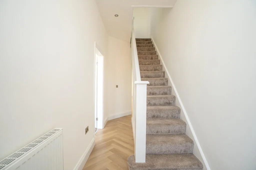 4 bed Semi-Detached
