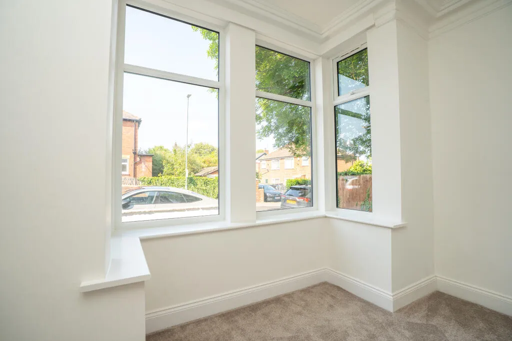 4 bed Semi-Detached
