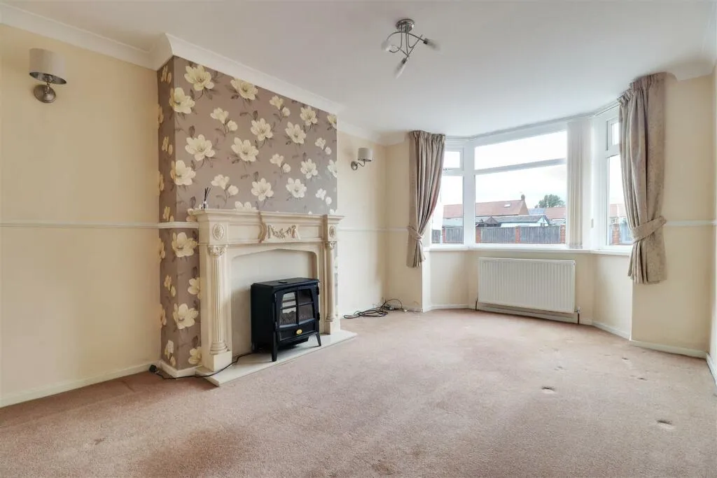 3 bed Semi-Detached