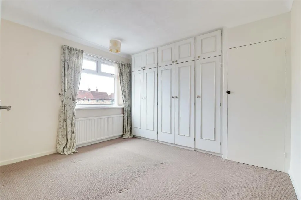 3 bed Semi-Detached