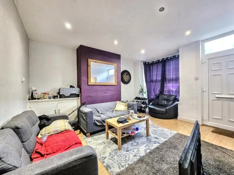 3 bed Terraced