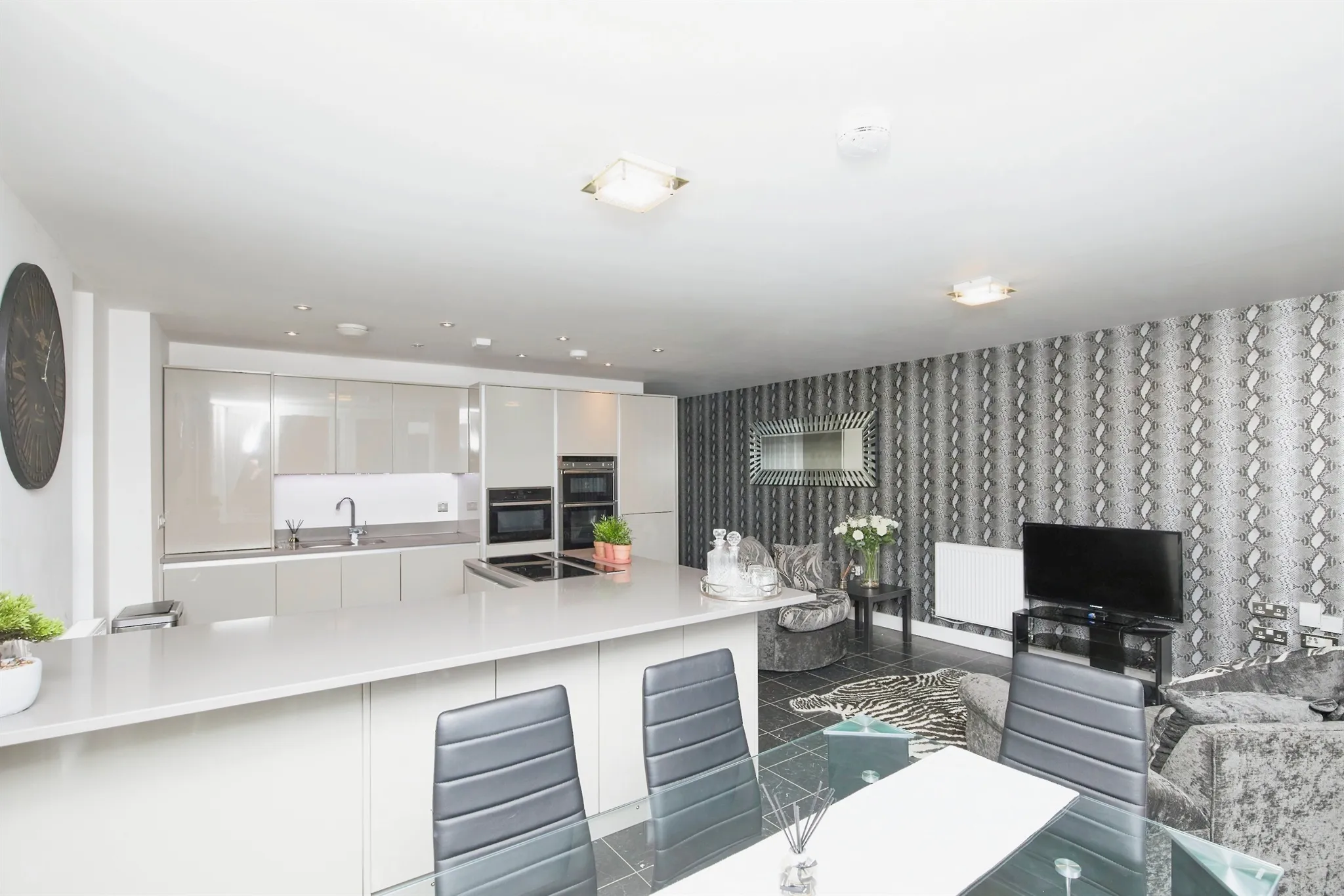 2 bed Penthouse