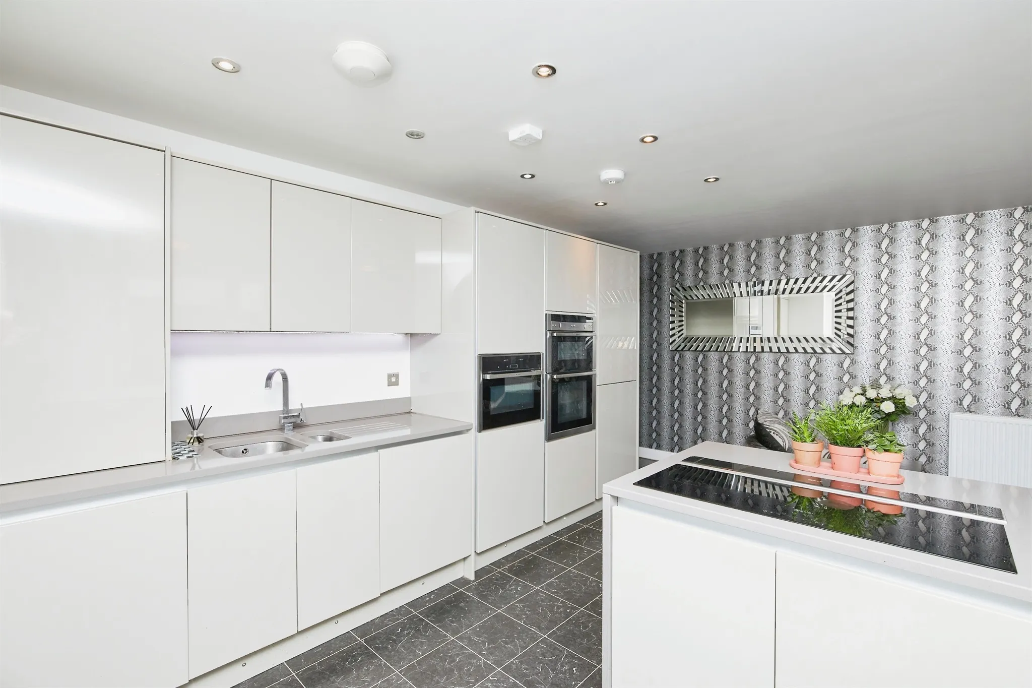 2 bed Penthouse