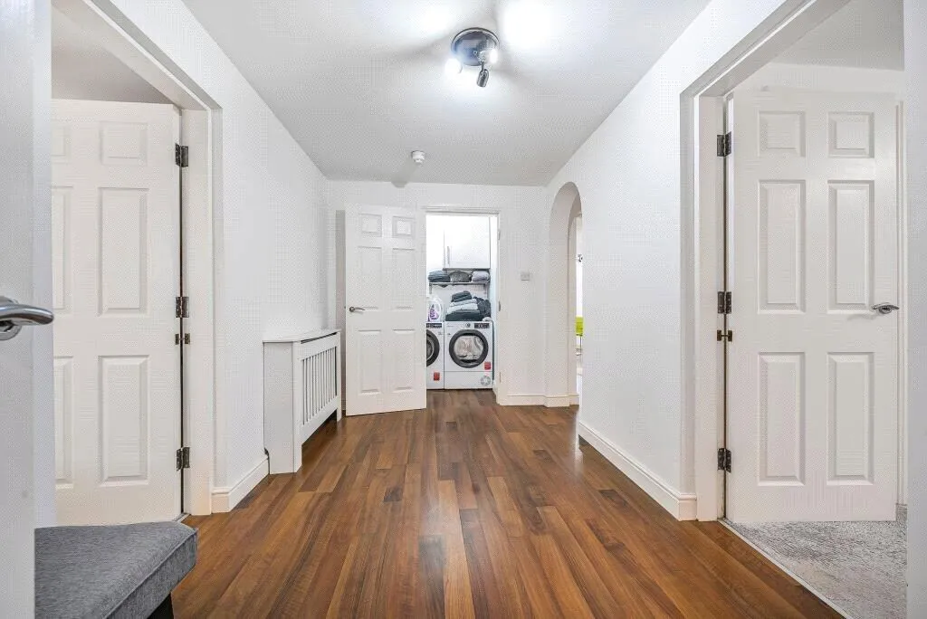 2 bed Apartment