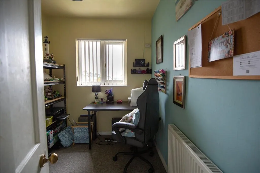 3 bed Semi-Detached
