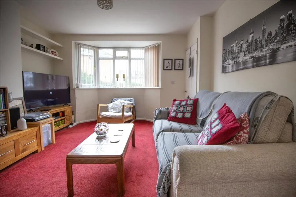 3 bed Semi-Detached