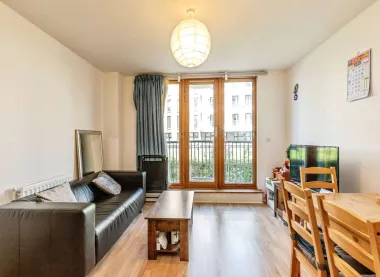 2 bed Apartment