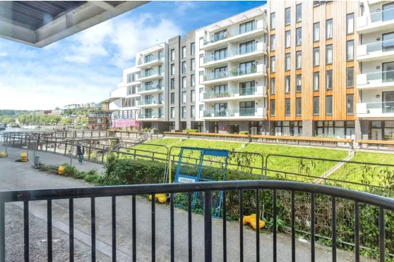 2 bed Apartment