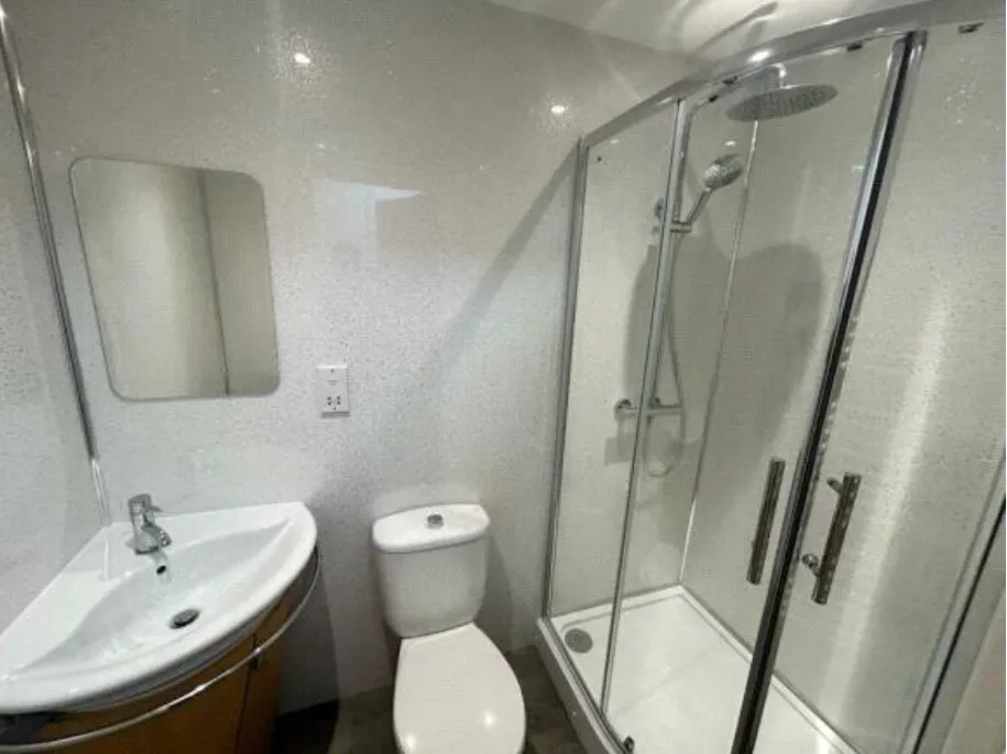 2 bed Ground Flat