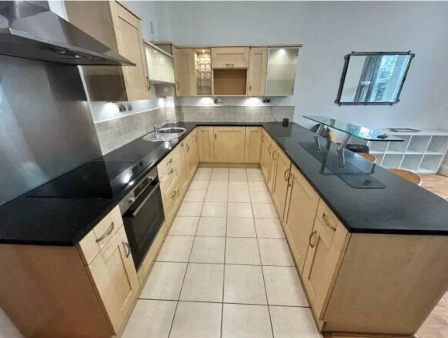 2 bed Ground Flat