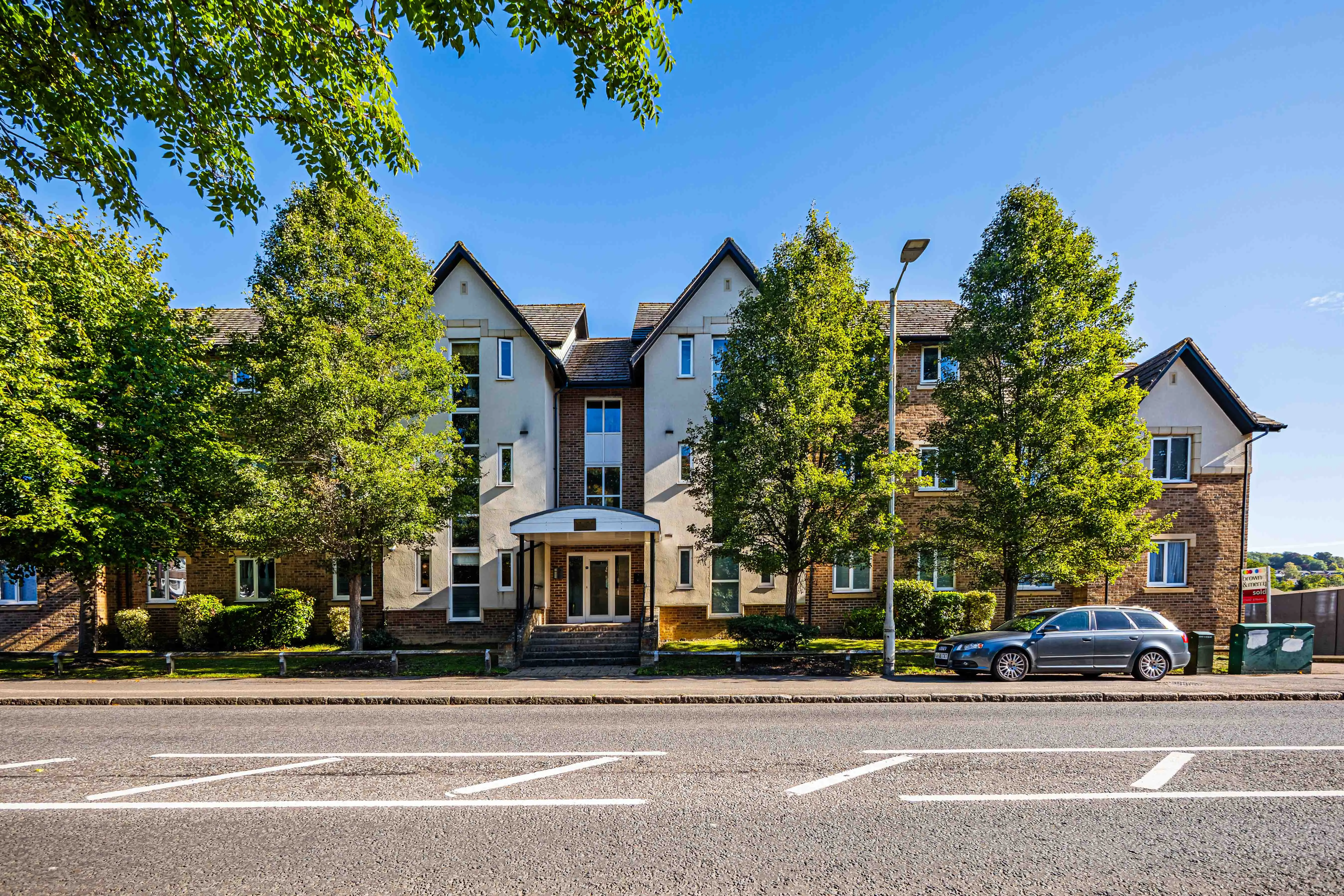 2 bed Apartment