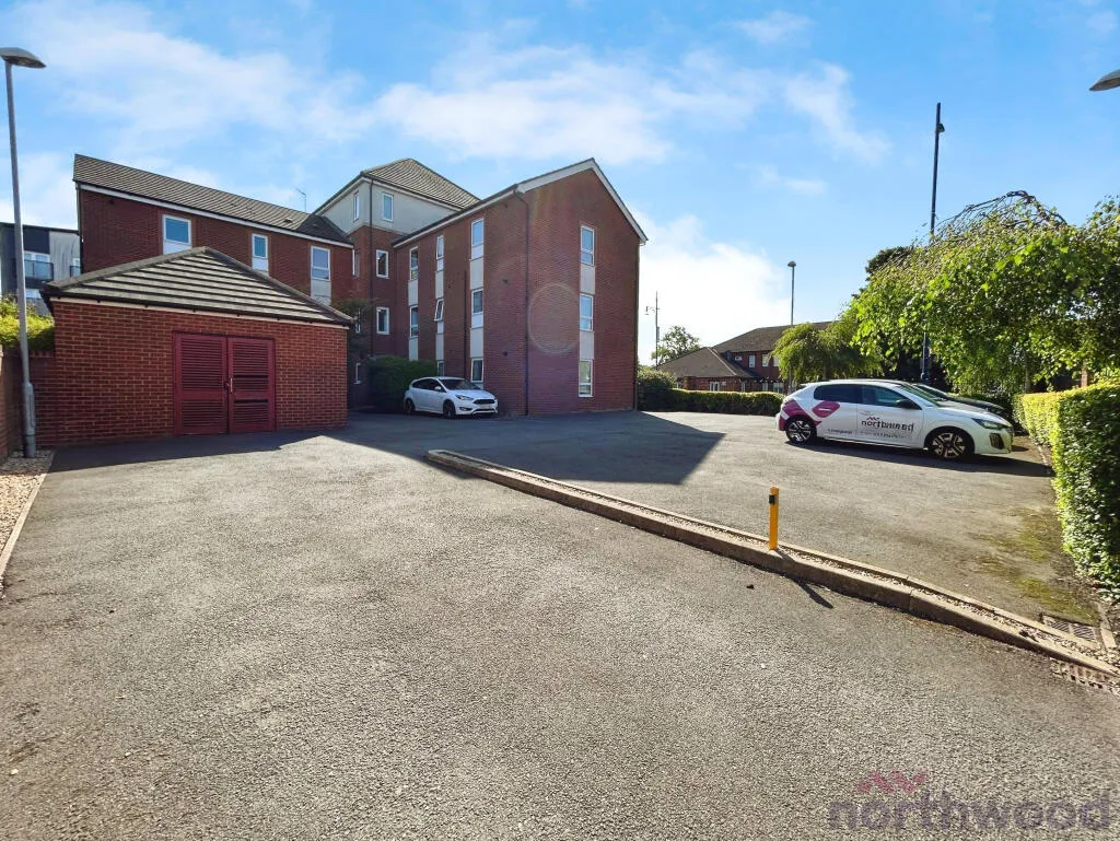2 bed Apartment