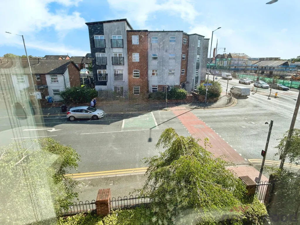 2 bed Apartment