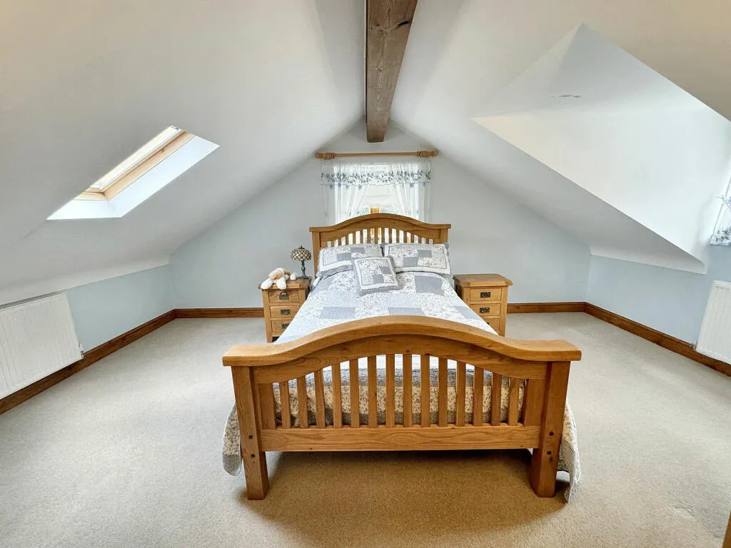 3 bed Barn Conversion