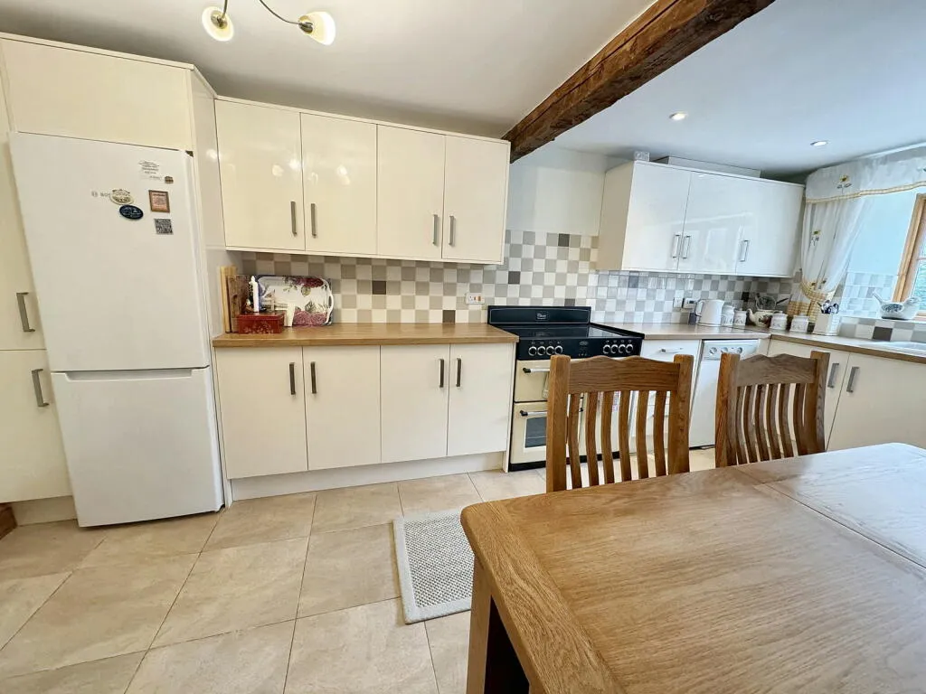 3 bed Barn Conversion