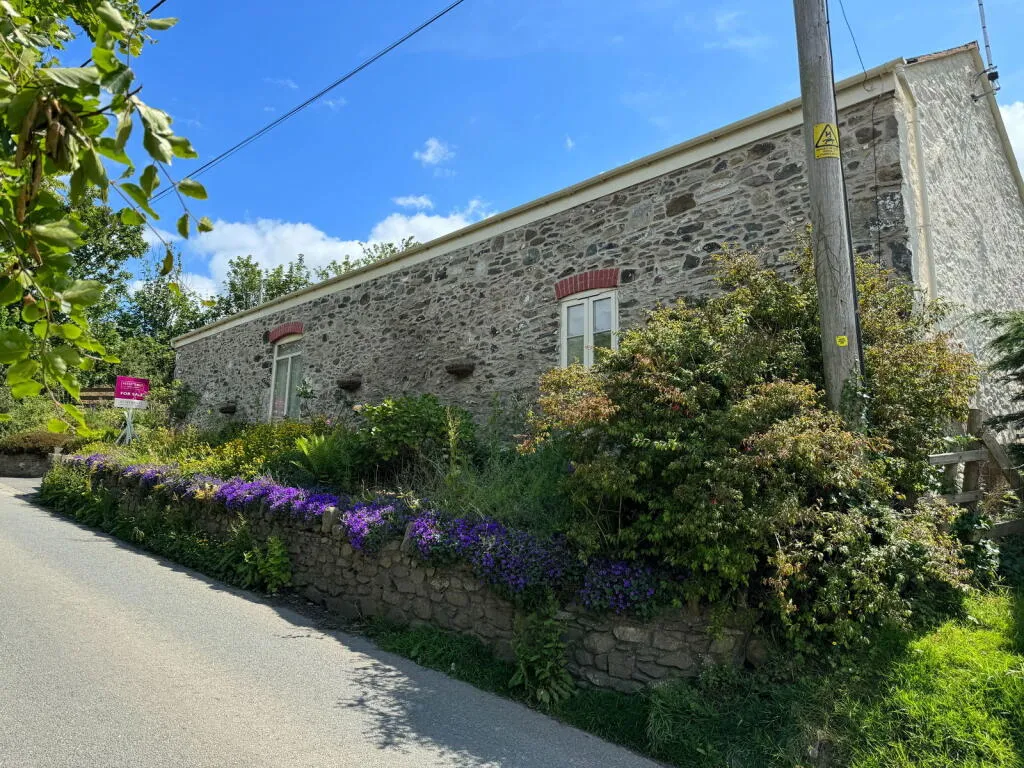 3 bed Barn Conversion