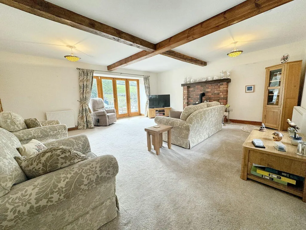 3 bed Barn Conversion