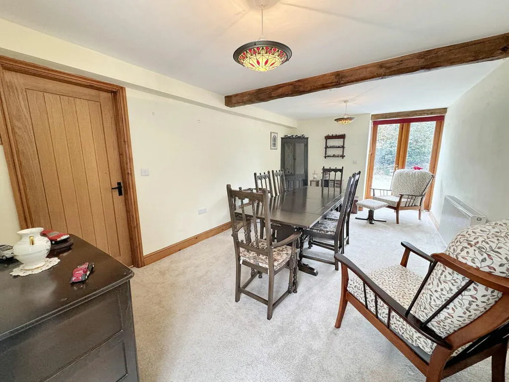 3 bed Barn Conversion