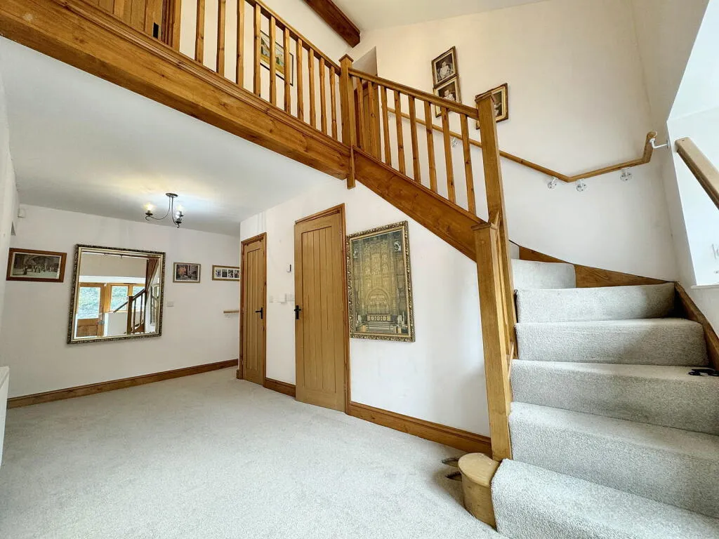 3 bed Barn Conversion