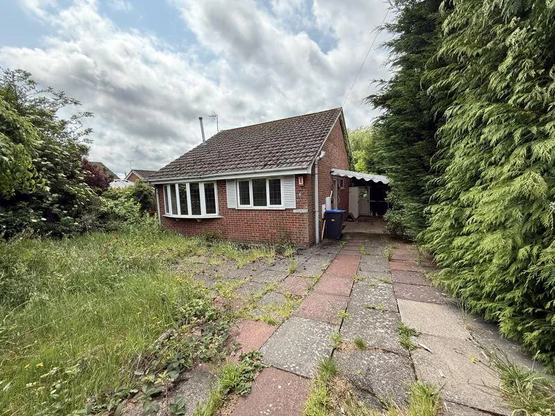 2 bed Detached Bungalow