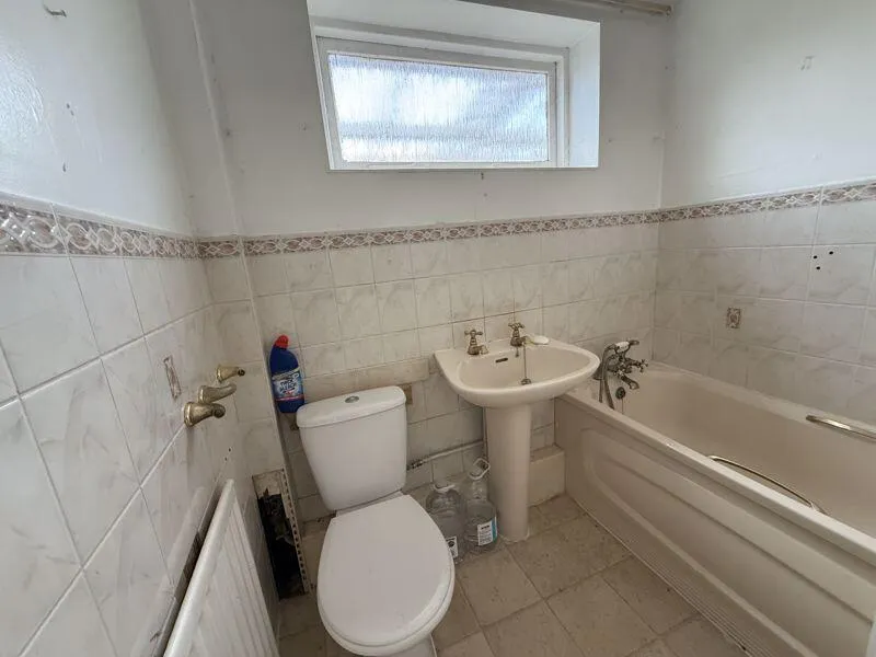 2 bed Detached Bungalow
