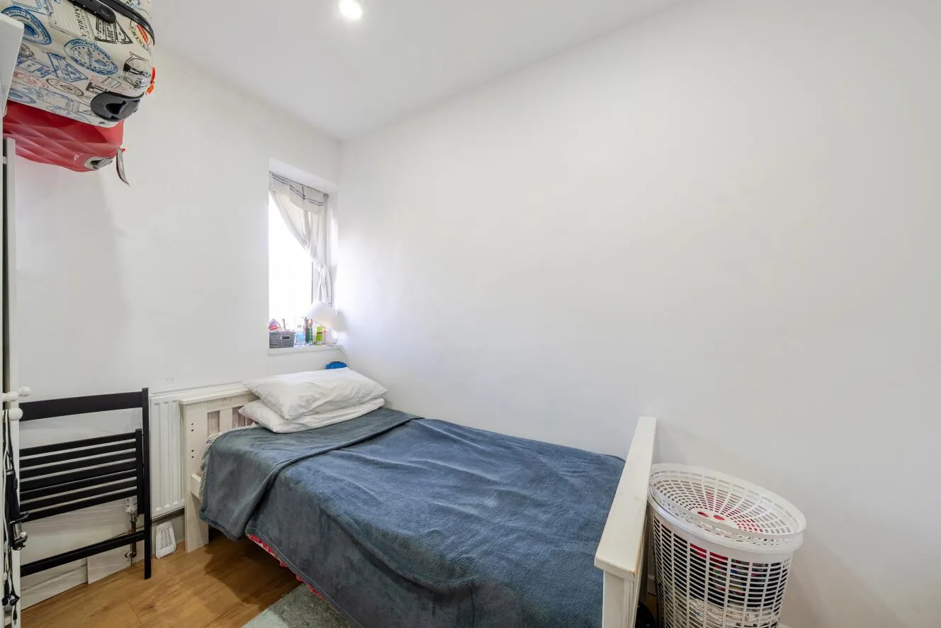 3 bed Block of Apartments