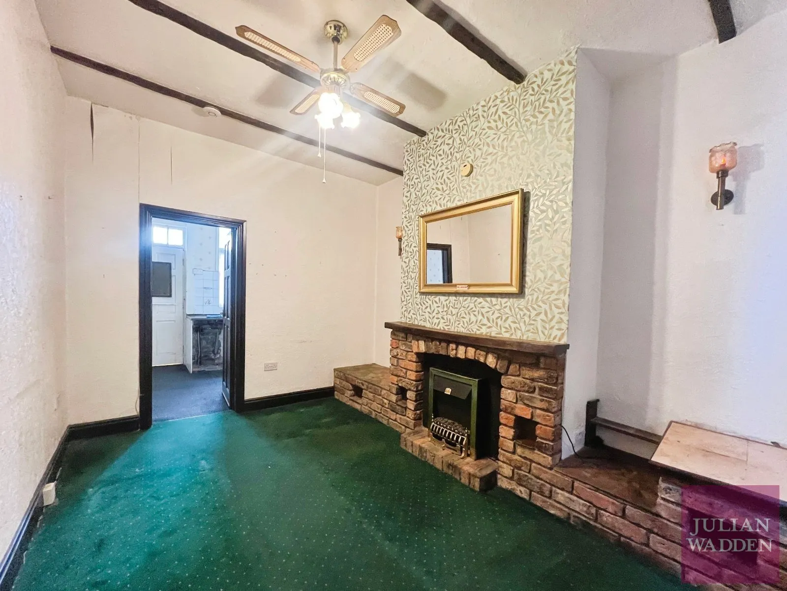 2 bed Terraced