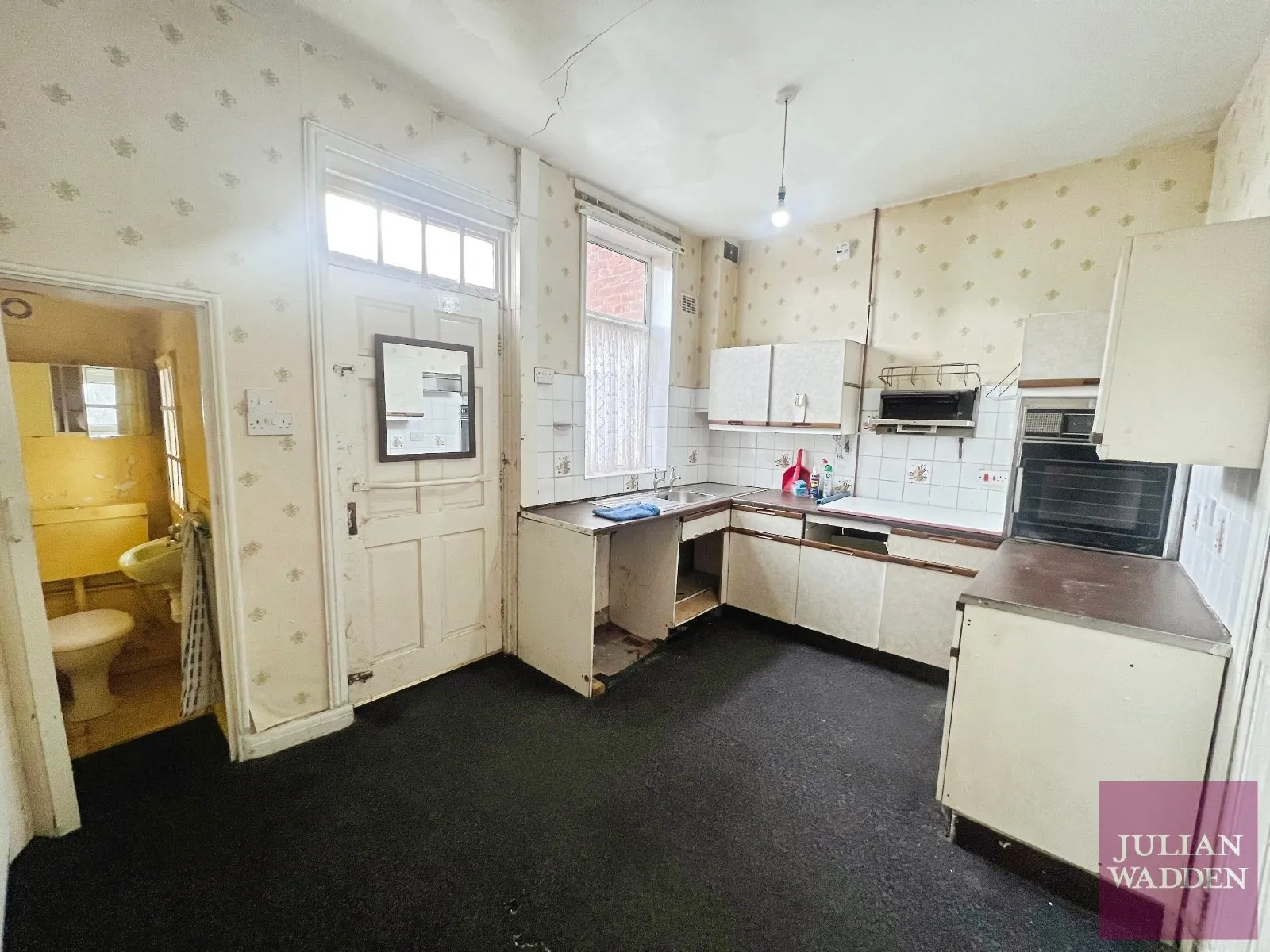 2 bed Terraced
