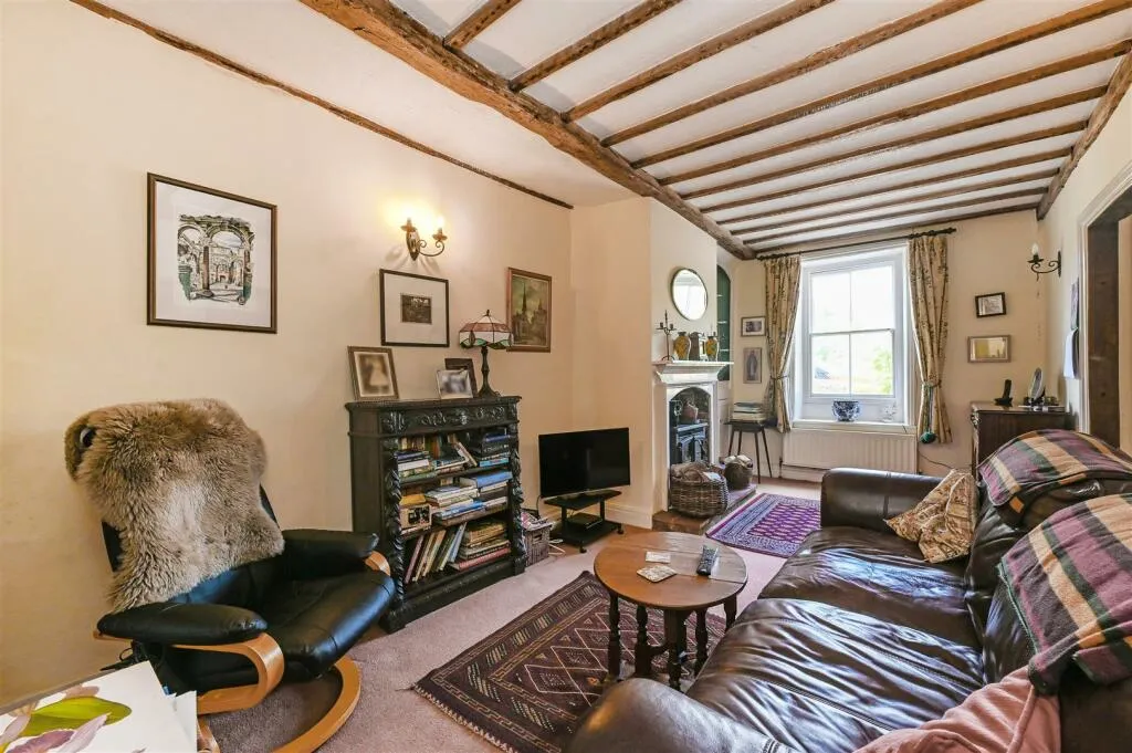 3 bed Character Property