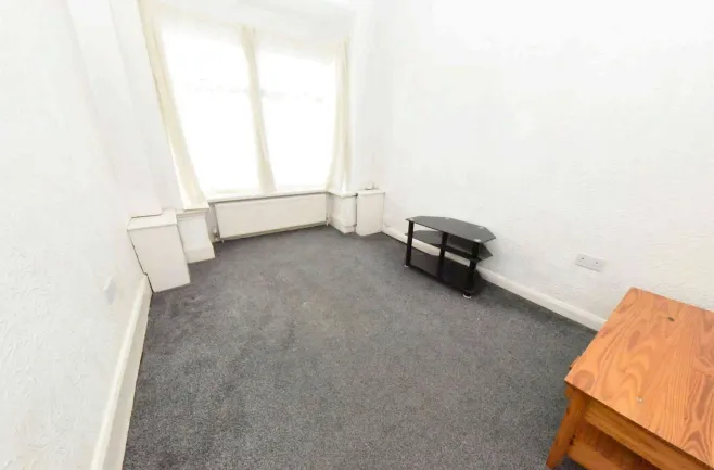 2 bed Terraced