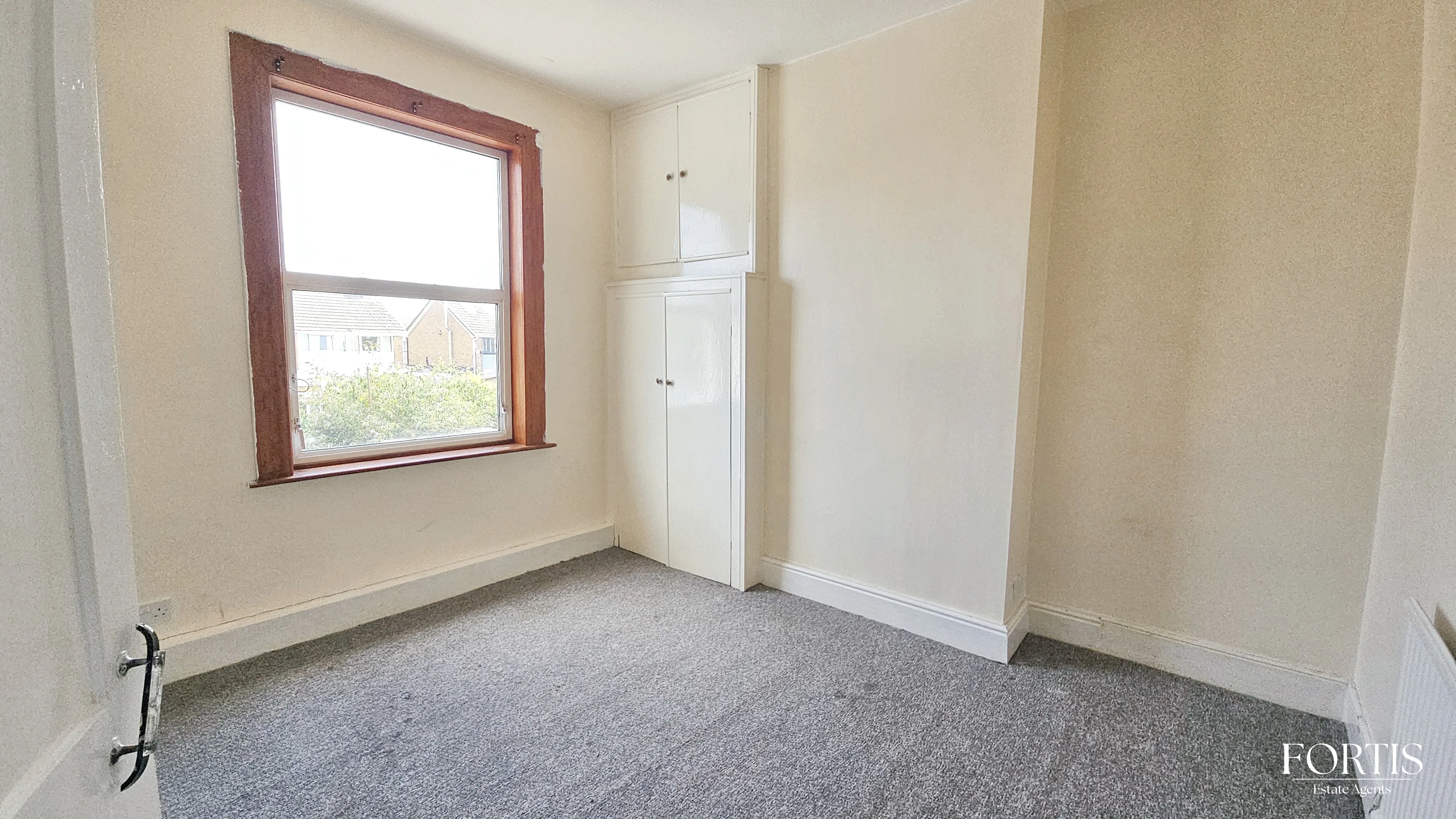 3 bed Terraced