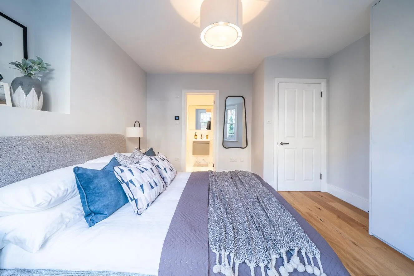 3 bed Ground Flat