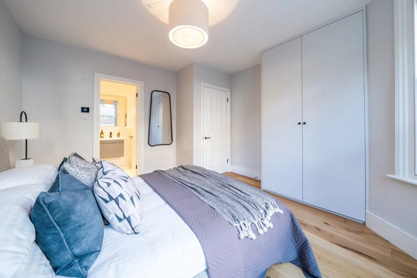 3 bed Ground Flat