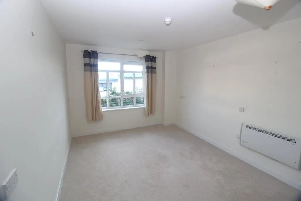 1 bed Retirement Property