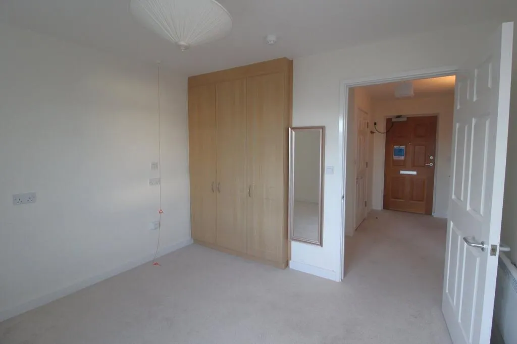 1 bed Retirement Property