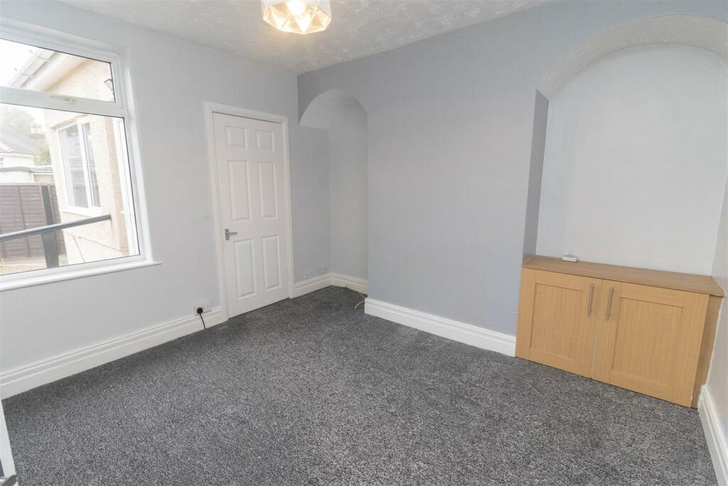 2 bed Bungalow
