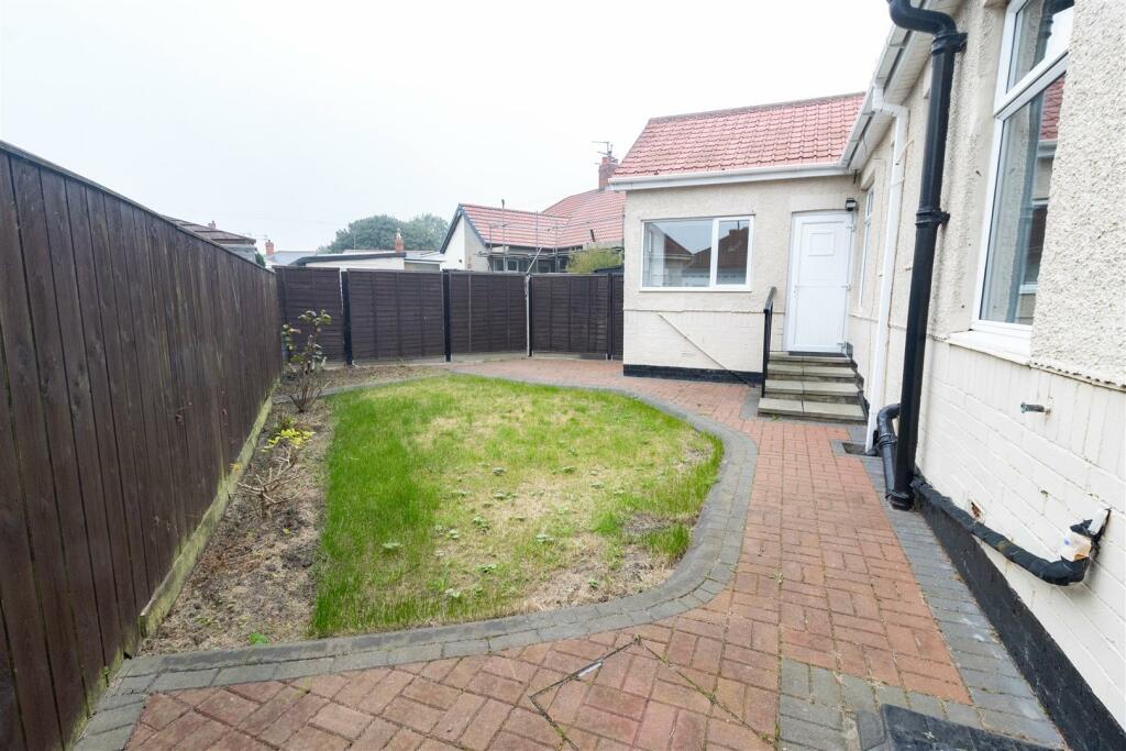 2 bed Bungalow
