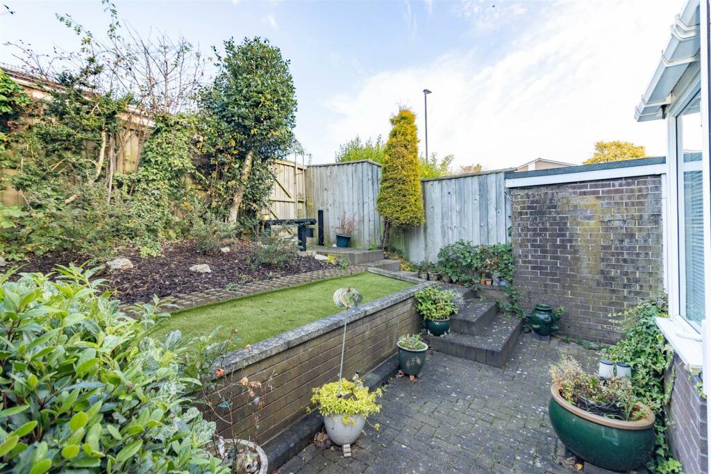 3 bed Terraced
