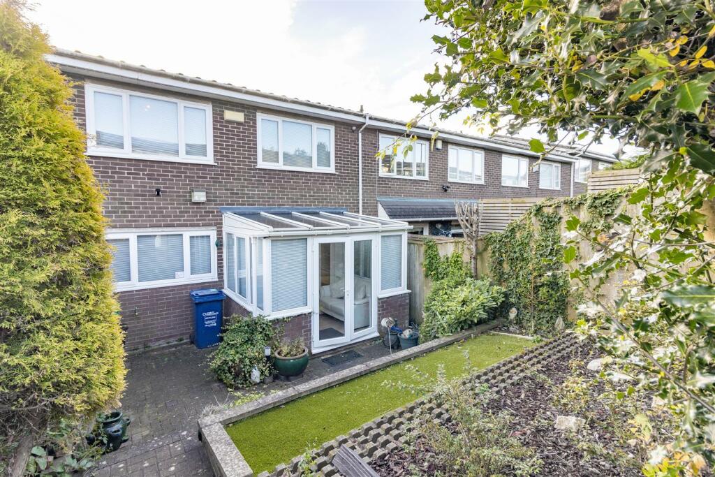 3 bed Terraced