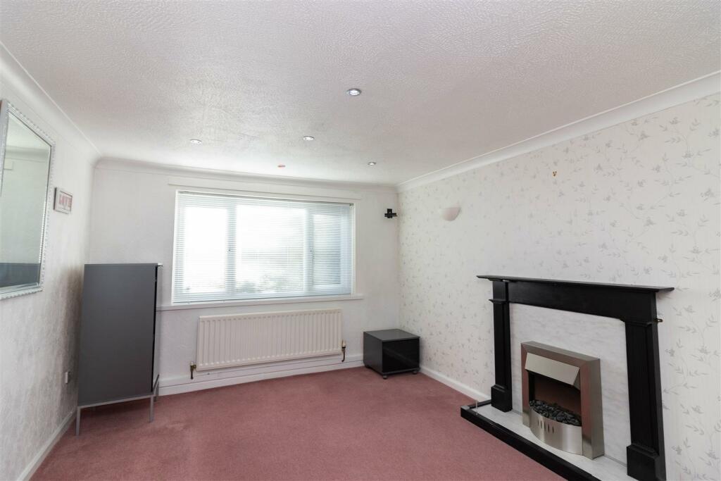 3 bed Terraced