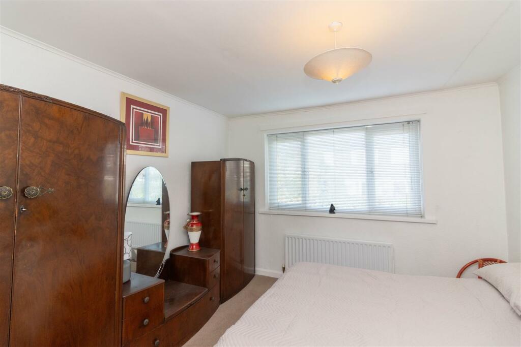 3 bed Terraced