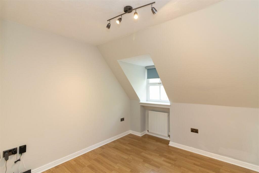 2 bed Apartment