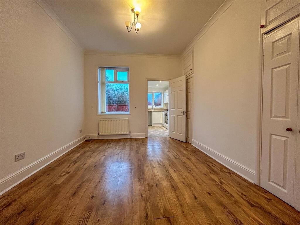 2 bed Semi-Detached Bungalow
