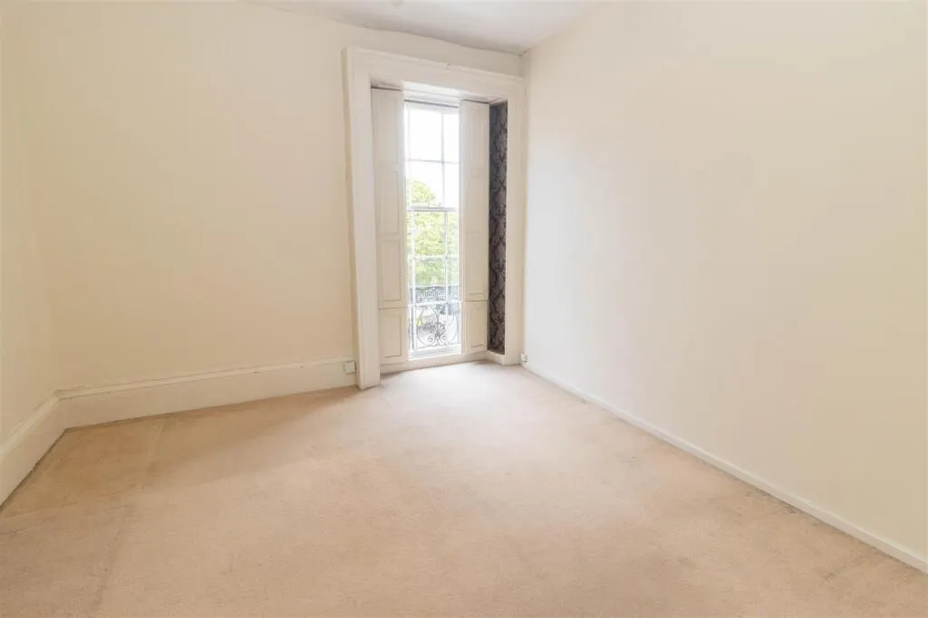 2 bed Apartment