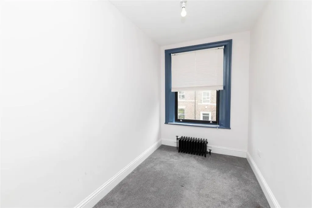 4 bed Terraced